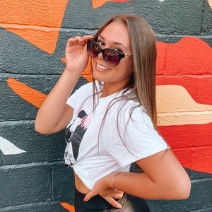 Meet your Posher, Emma